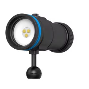 Linterna de buceo XTAR D30